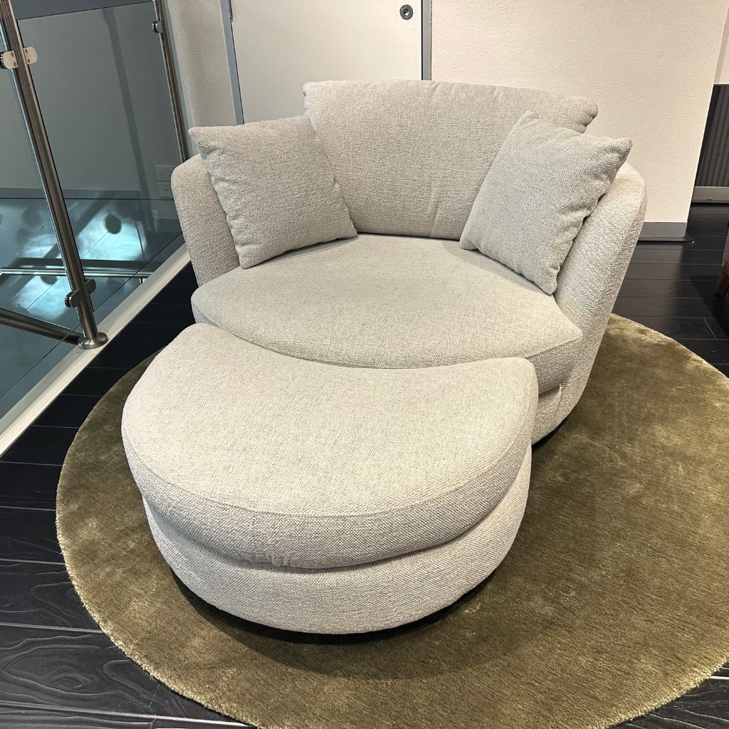 Clearance Accent and Feature Chairs